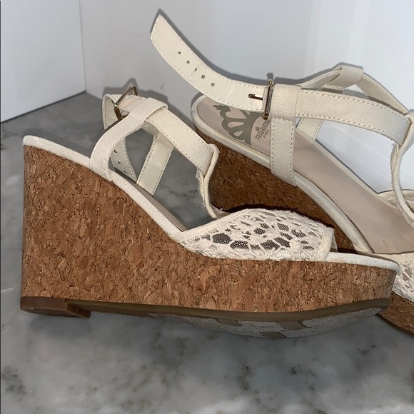 Wedge Sandals - Picture 2 of 3